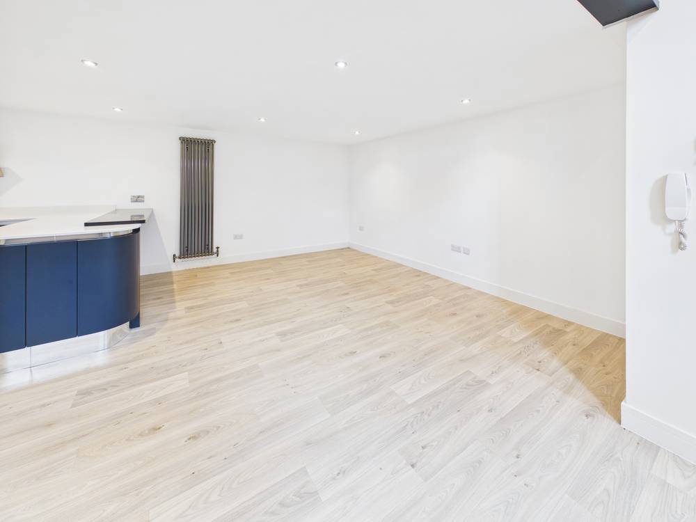 2 bedroom Flat for sale in Frenchay, Bristol
