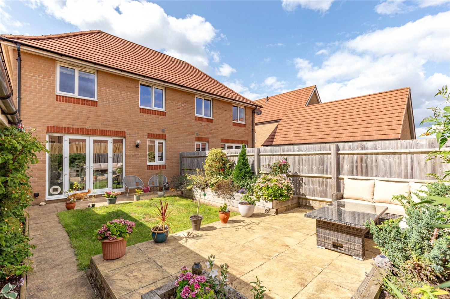 Cheswick Village, Bristol