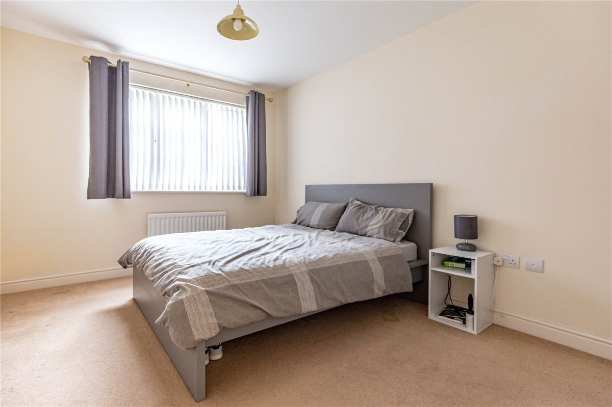 Cheswick Village, Bristol