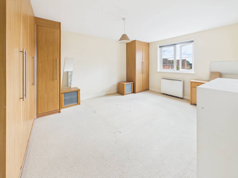 2 bedroom Flat for sale in Downend, Bristol