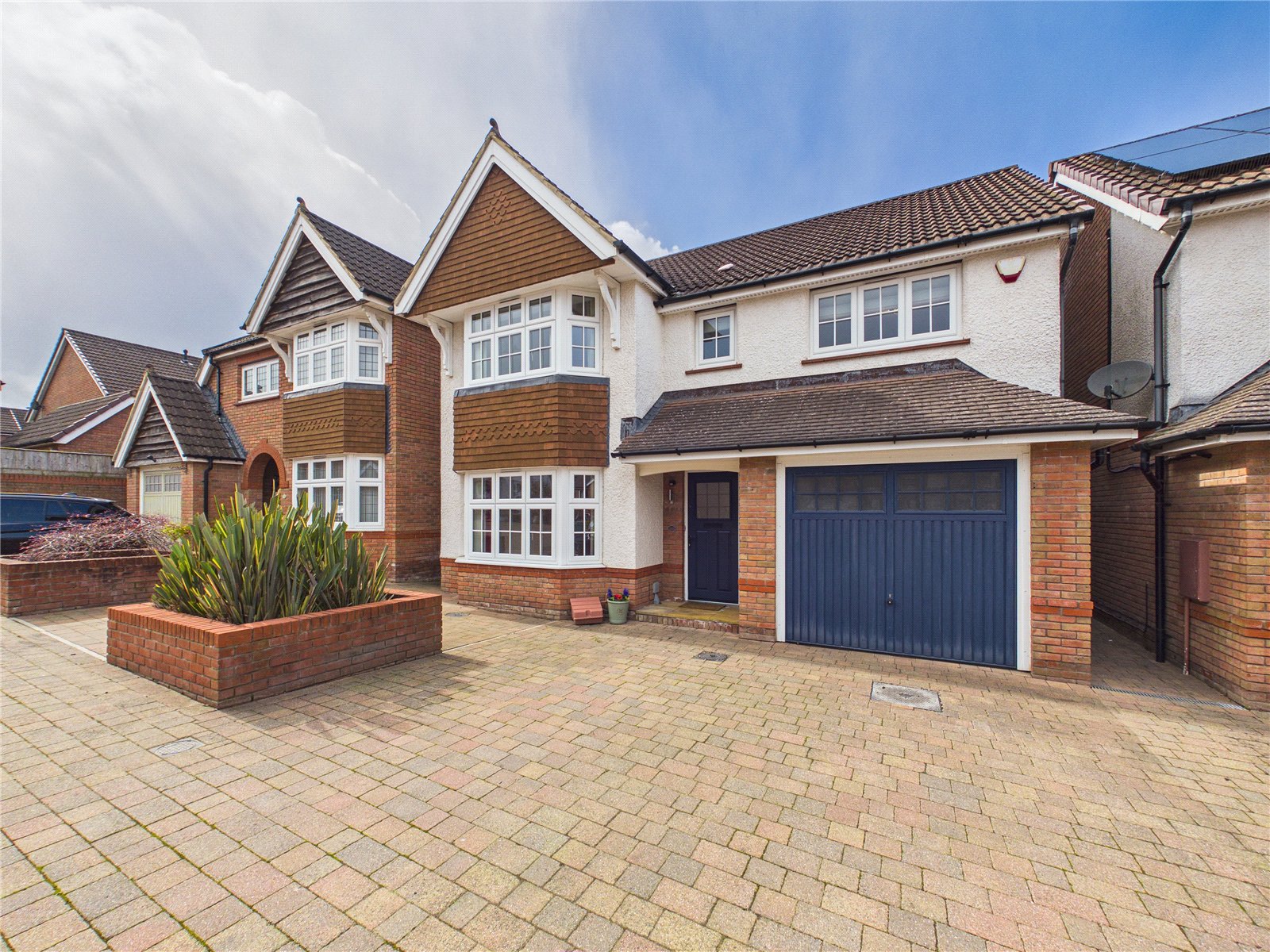 Cheswick Village, Bristol