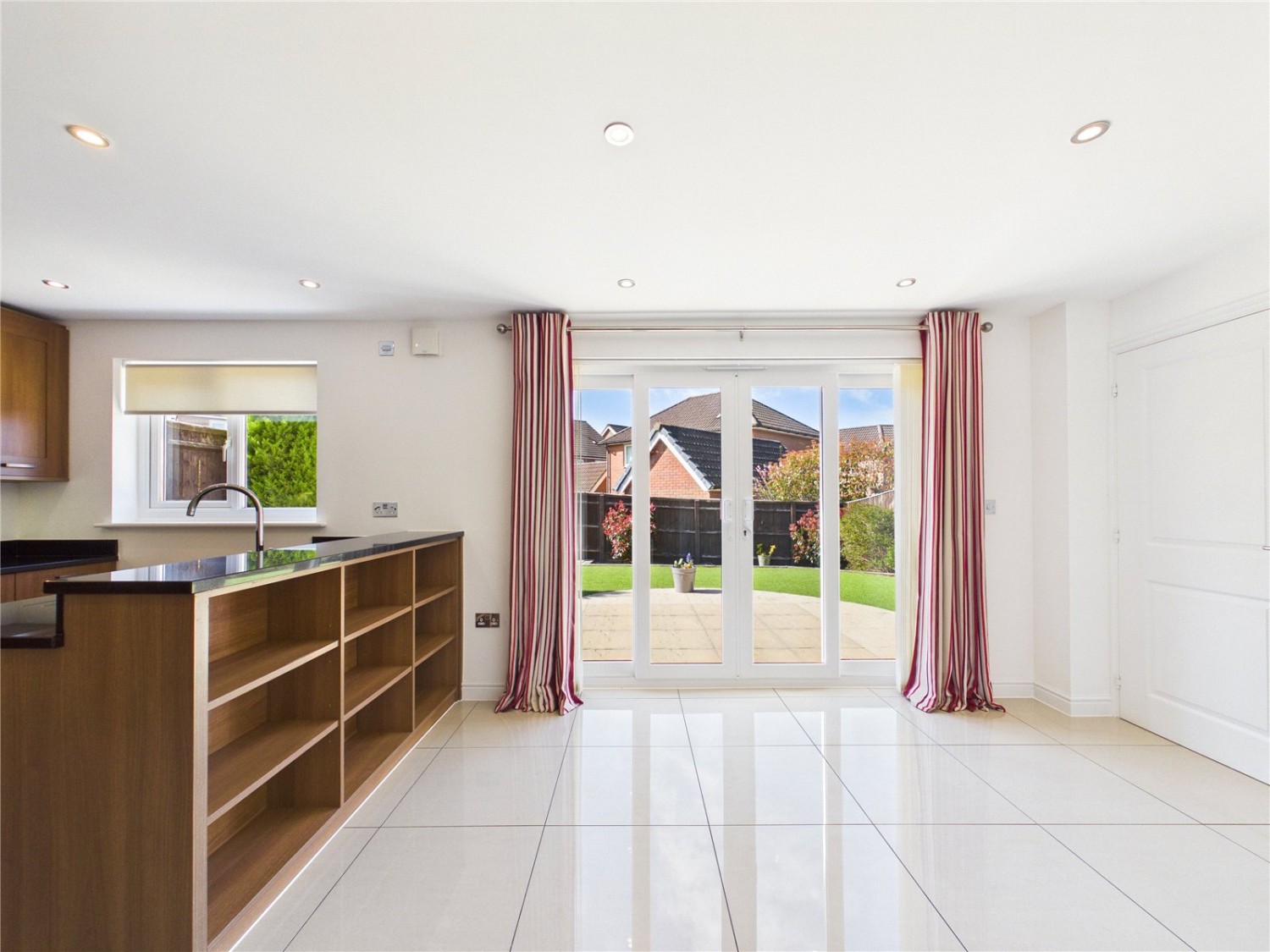 Cheswick Village, Bristol