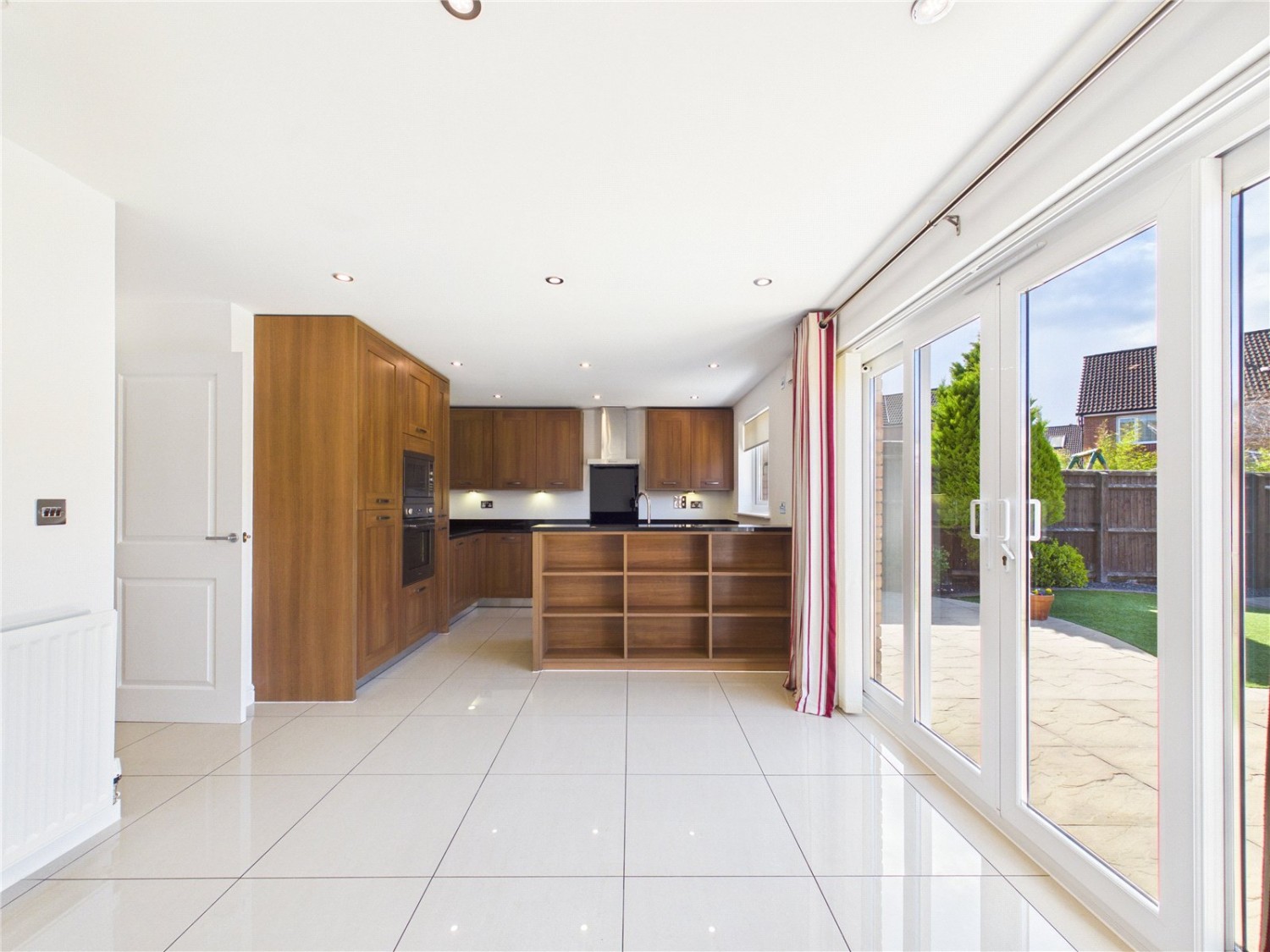 Cheswick Village, Bristol