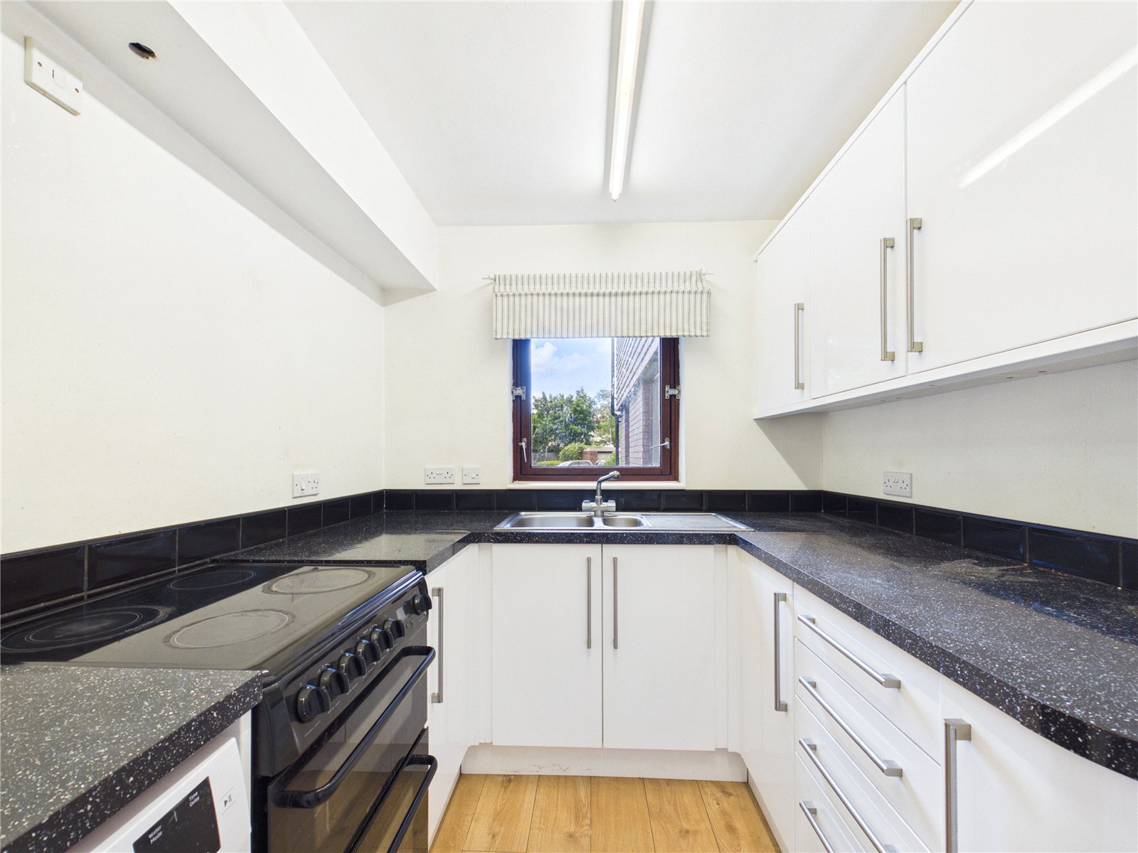 2 bedroom Flat for sale in Bristol