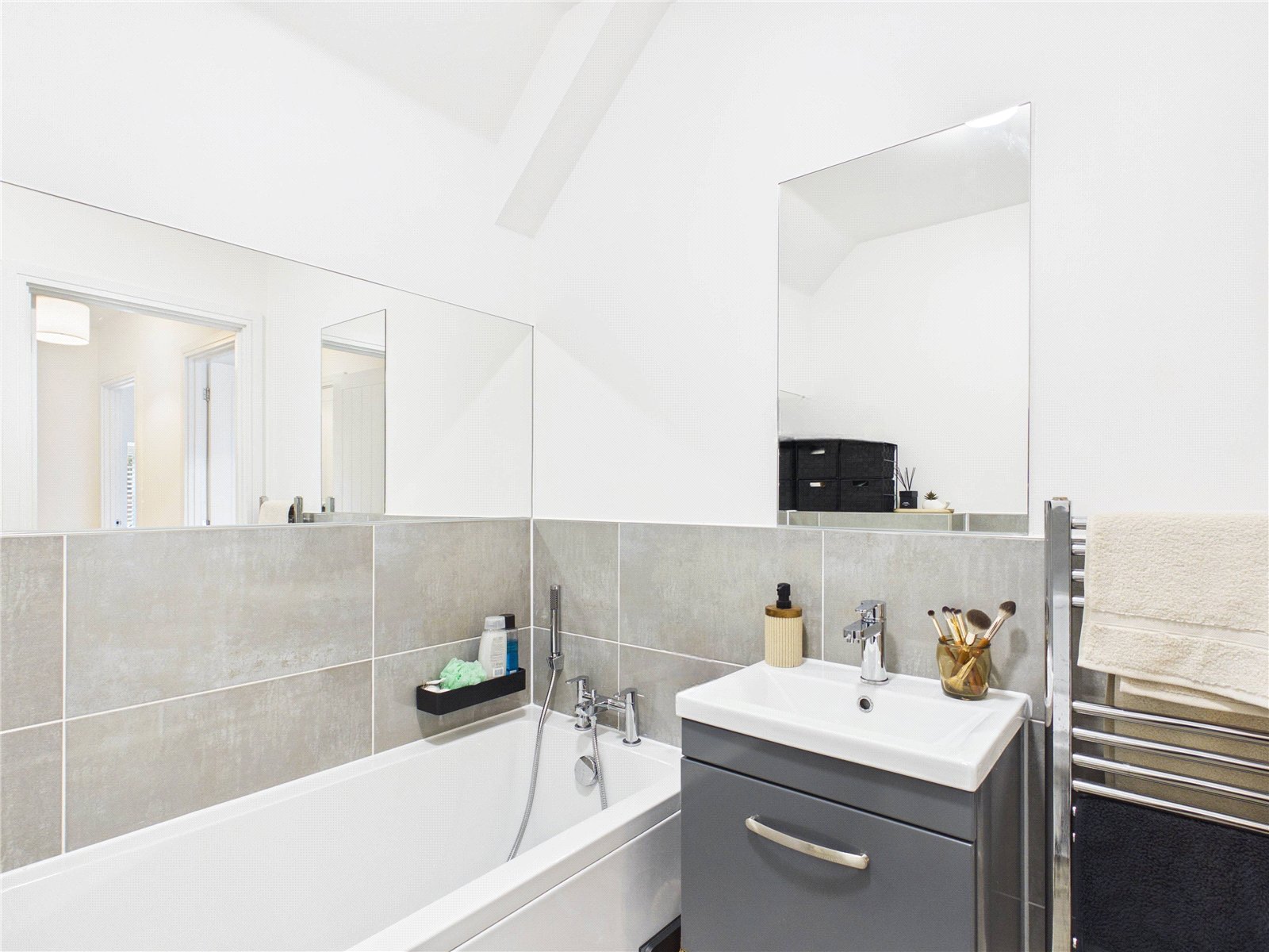 2 bedroom House for sale in Pucklechurch, Bristol
