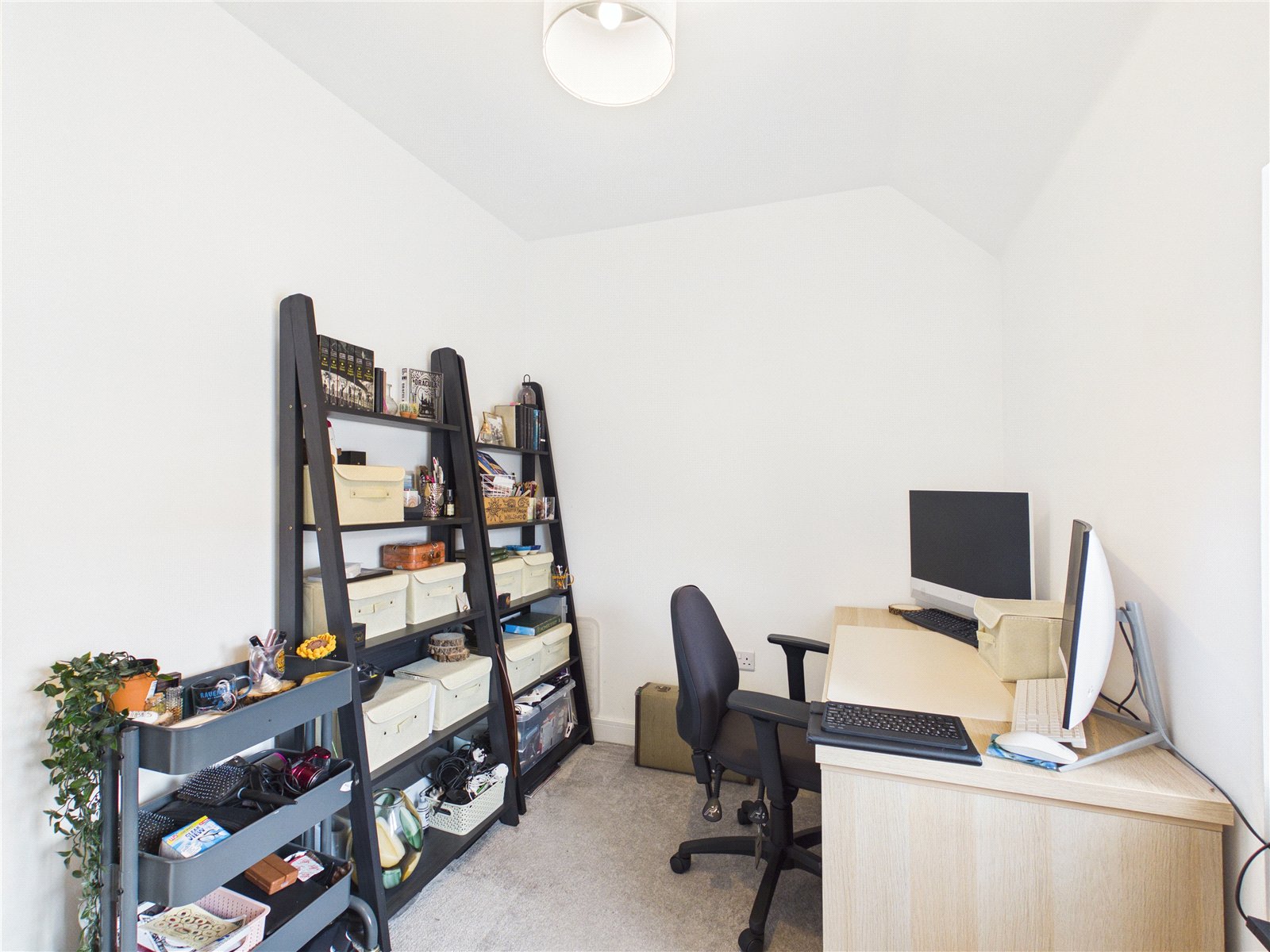 2 bedroom House for sale in Pucklechurch, Bristol