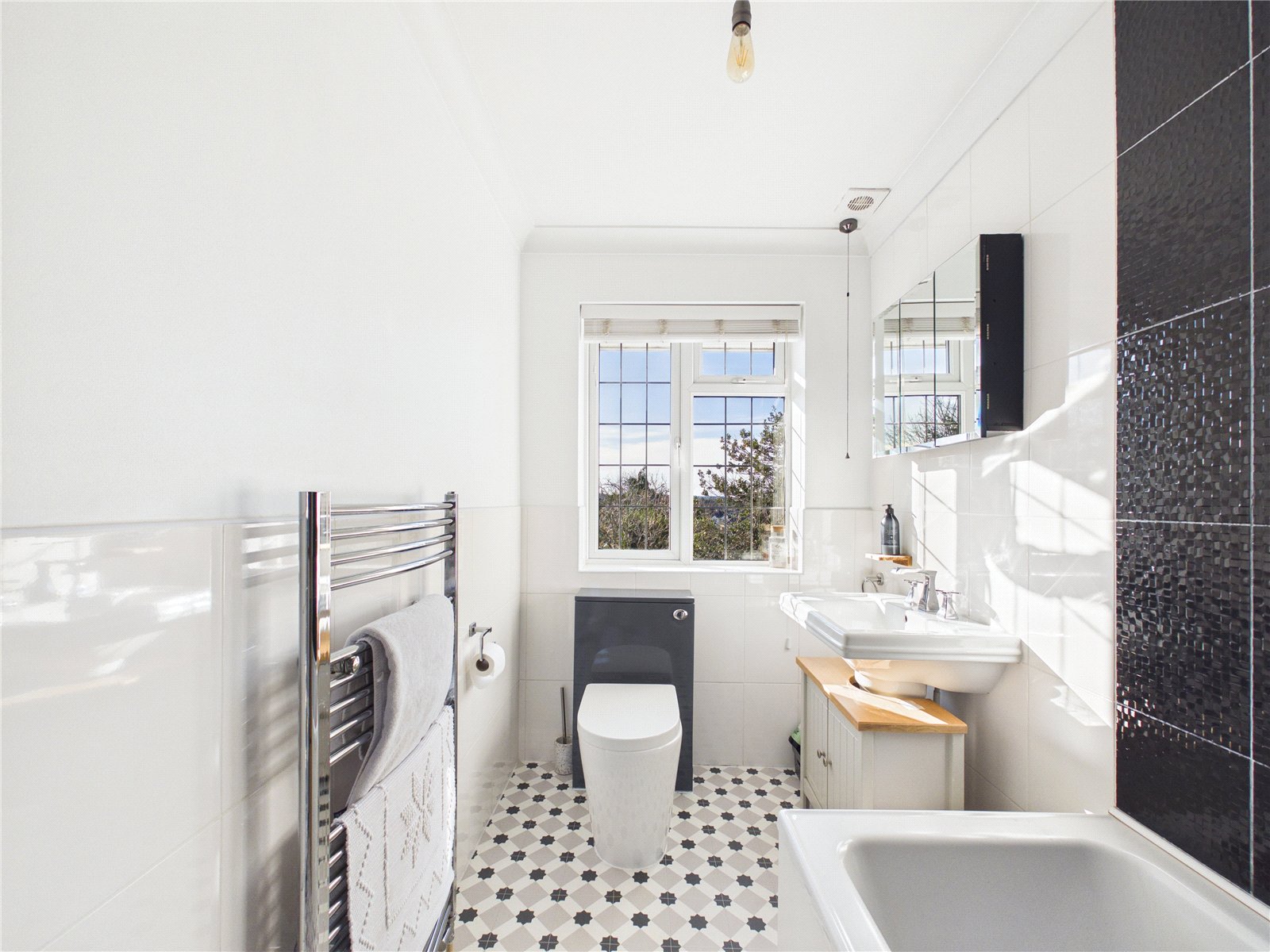 4 bedroom House for sale in Downend, Bristol