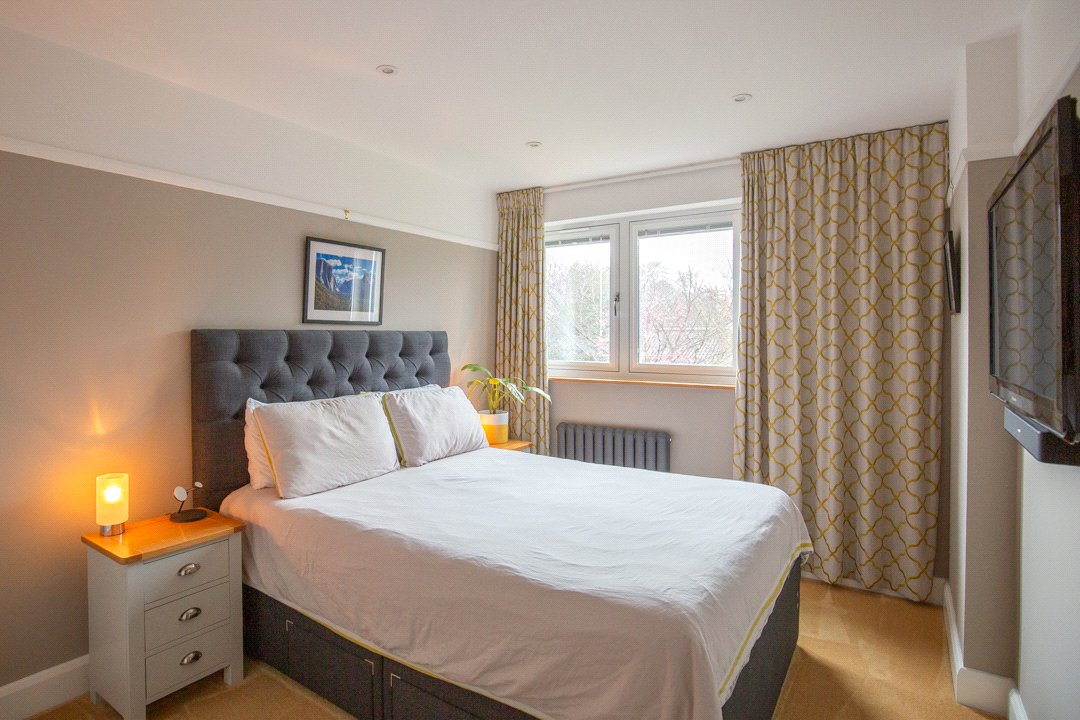 4 bedroom House for sale in Frenchay, Bristol