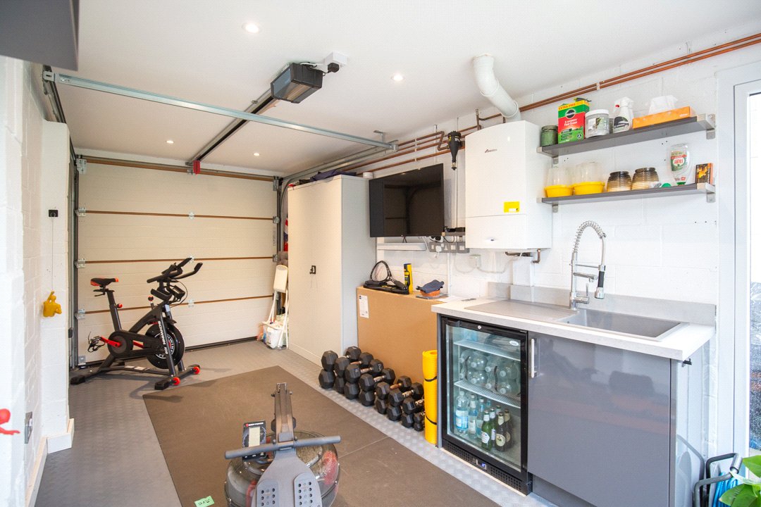 4 bedroom House for sale in Frenchay, Bristol