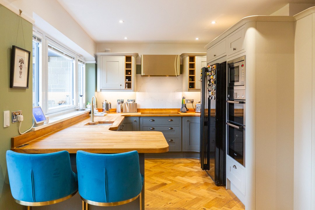 4 bedroom House for sale in Frenchay, Bristol
