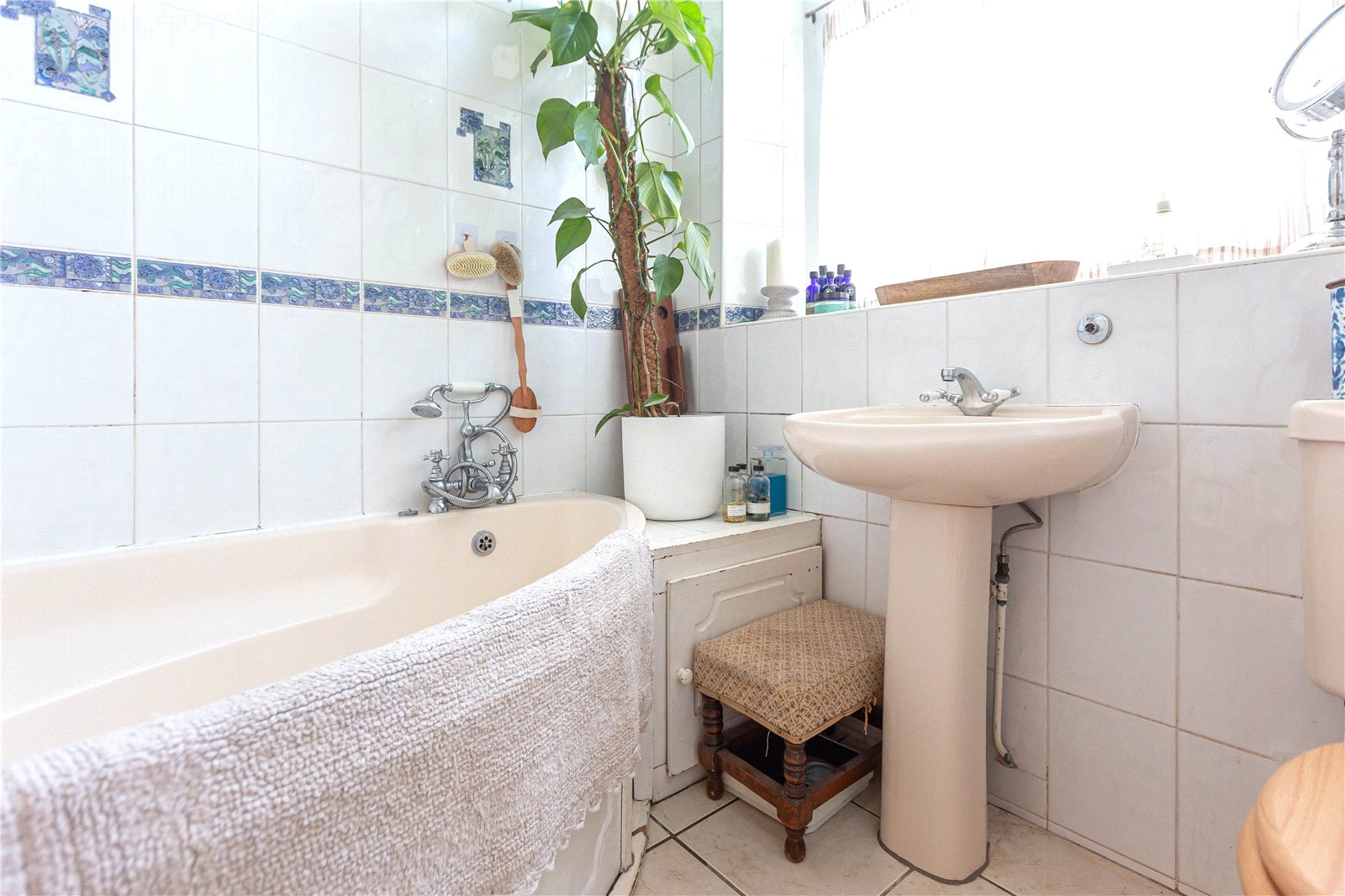 2 bedroom Flat for sale in Frenchay, Bristol