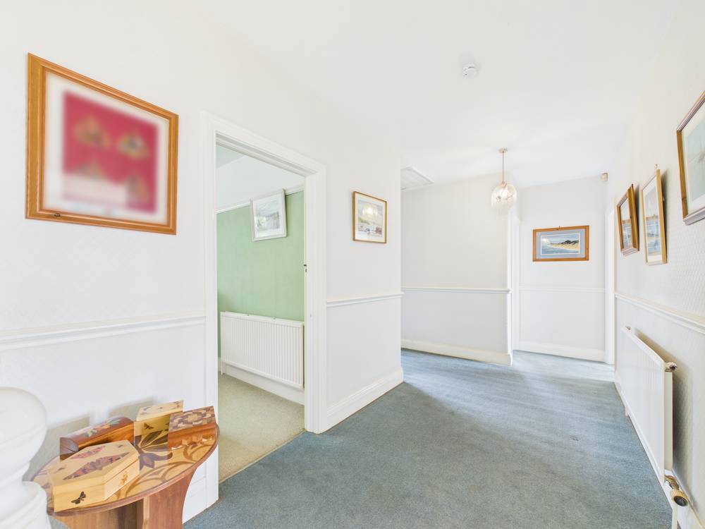 4 bedroom House for sale in Downend, Bristol
