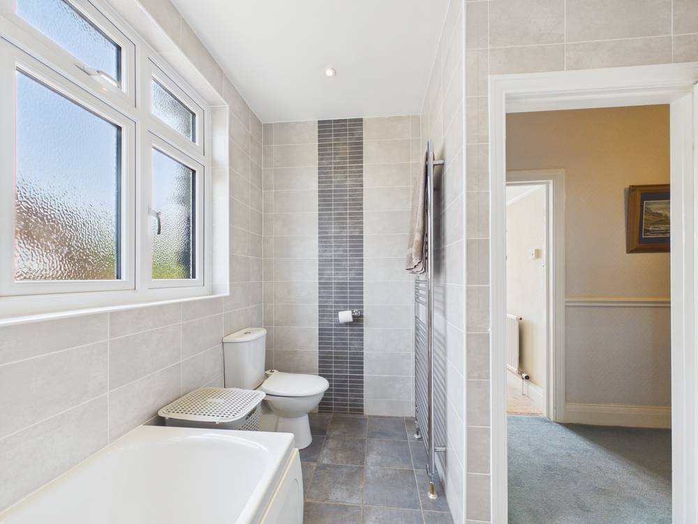 4 bedroom House for sale in Downend, Bristol