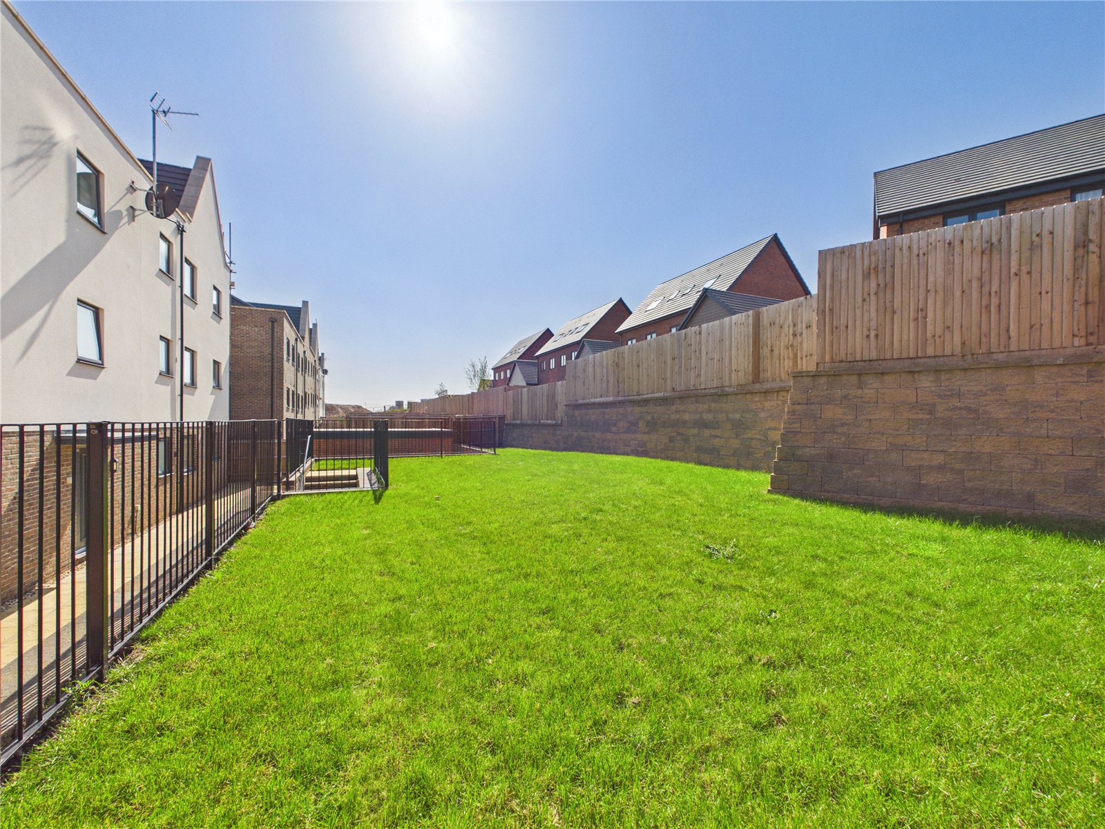 2 bedroom Flat for sale in Stoke Gifford, Bristol, Gloucestershire