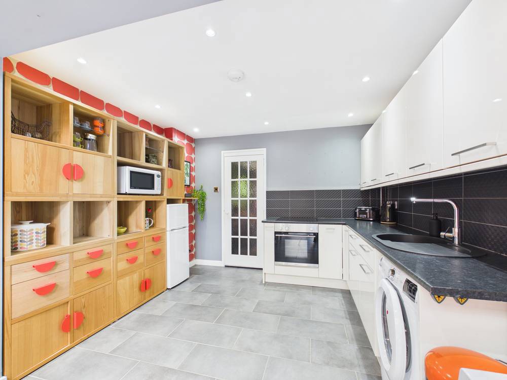 2 bedroom House for sale in Bristol
