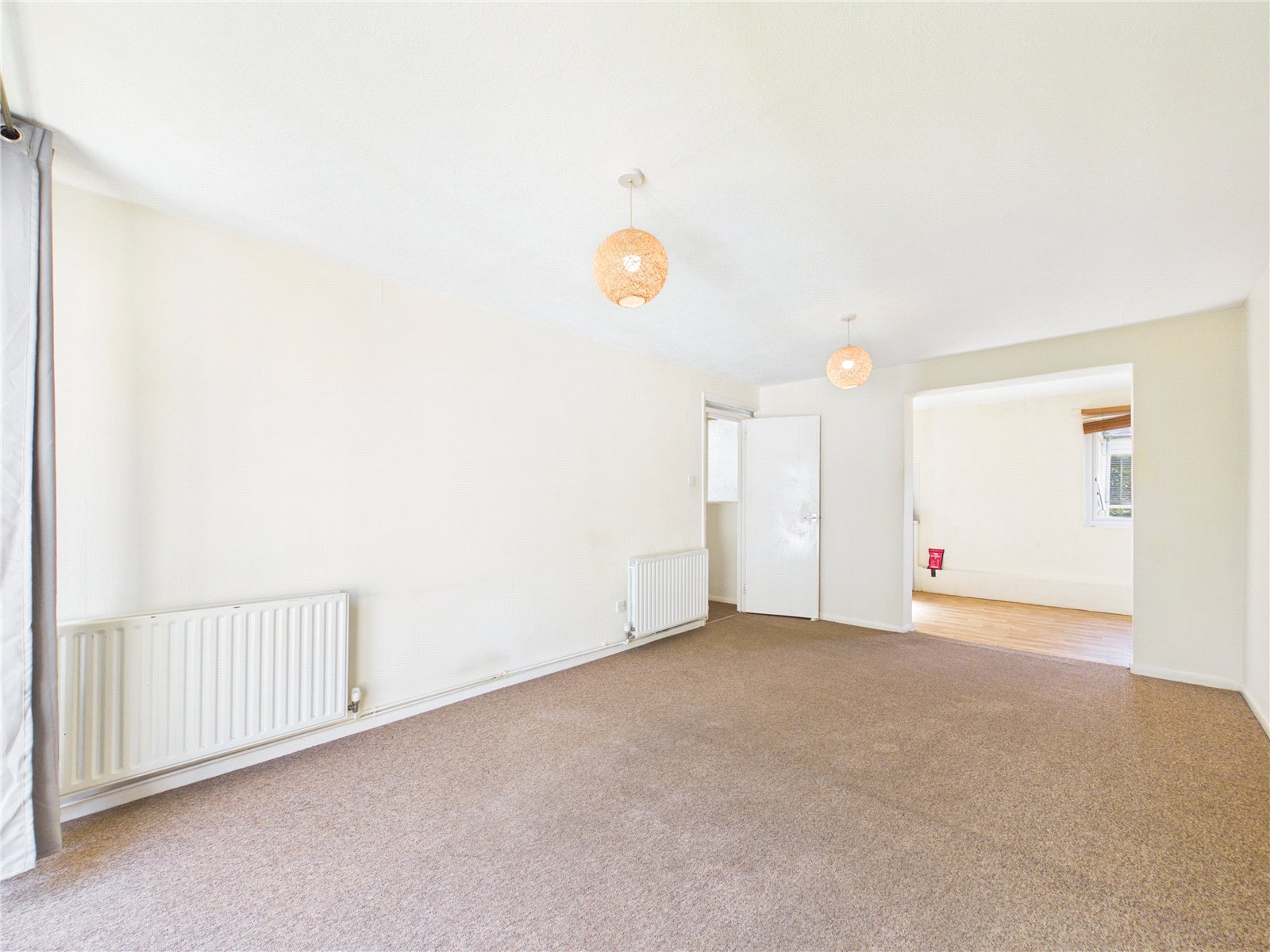 2 bedroom Flat for sale in Overnhill Road, Downend, Bristol