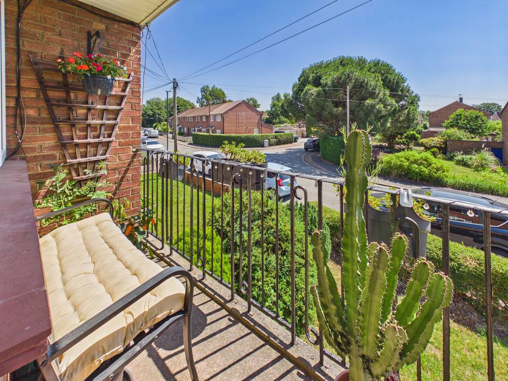 2 bedroom Flat for sale in Bristol