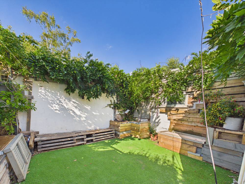 2 bedroom House for sale in Bristol