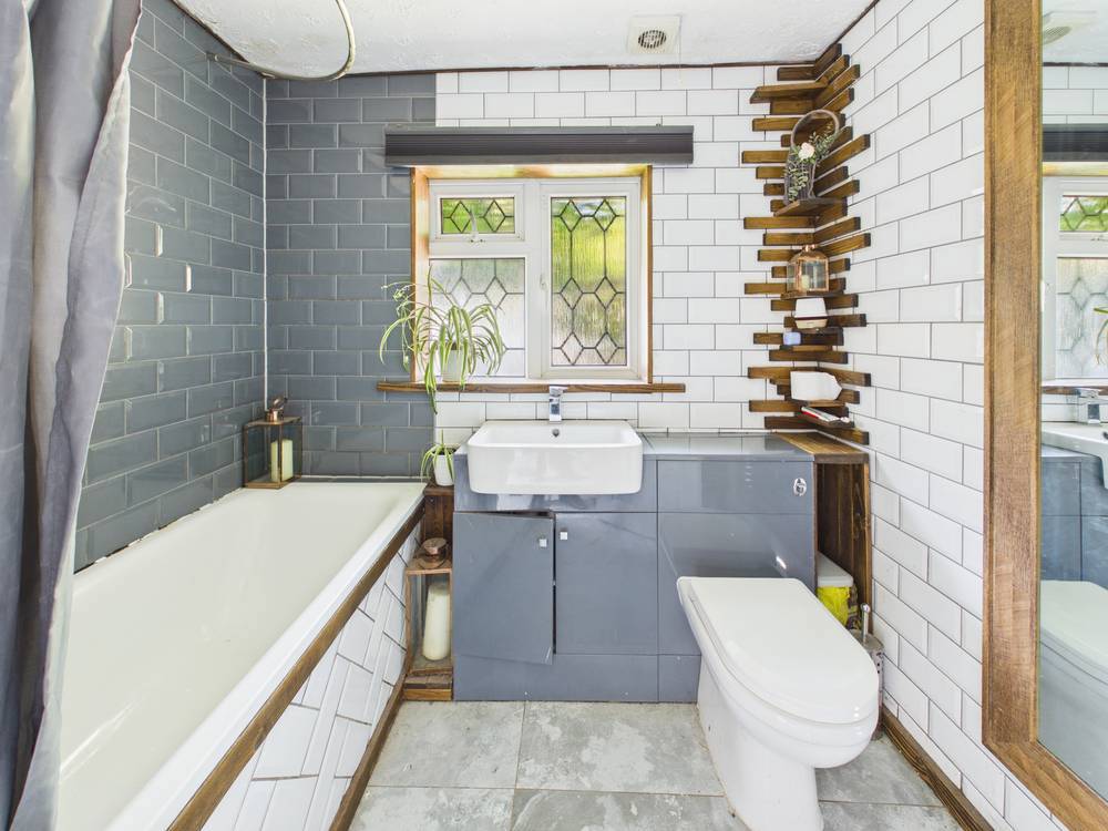 2 bedroom House for sale in Bristol