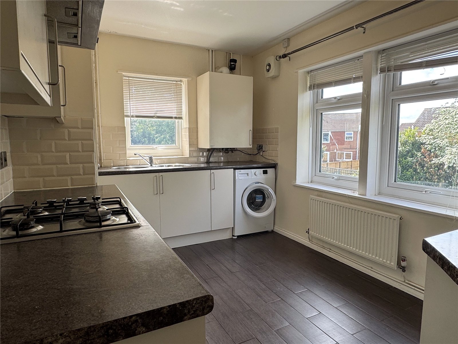2 bedroom Flat to let in Hucclecote, Gloucester