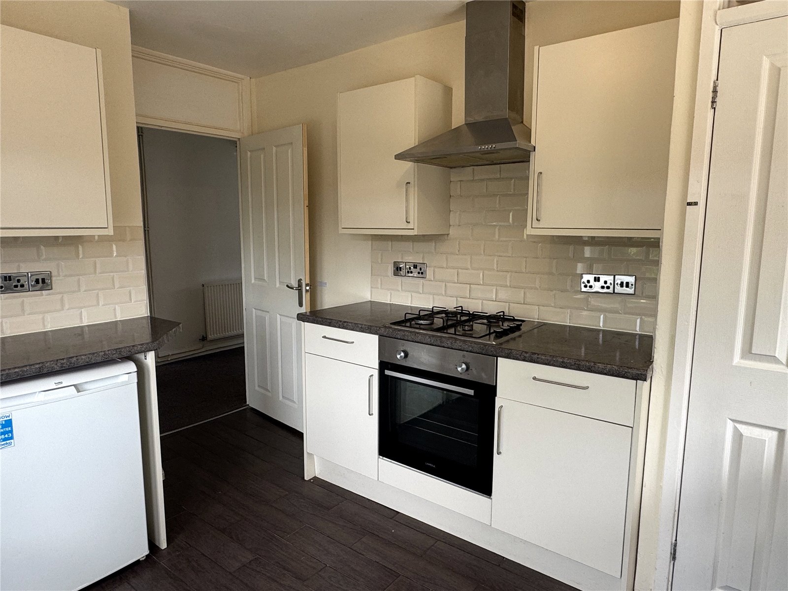 2 bedroom Flat to let in Hucclecote, Gloucester