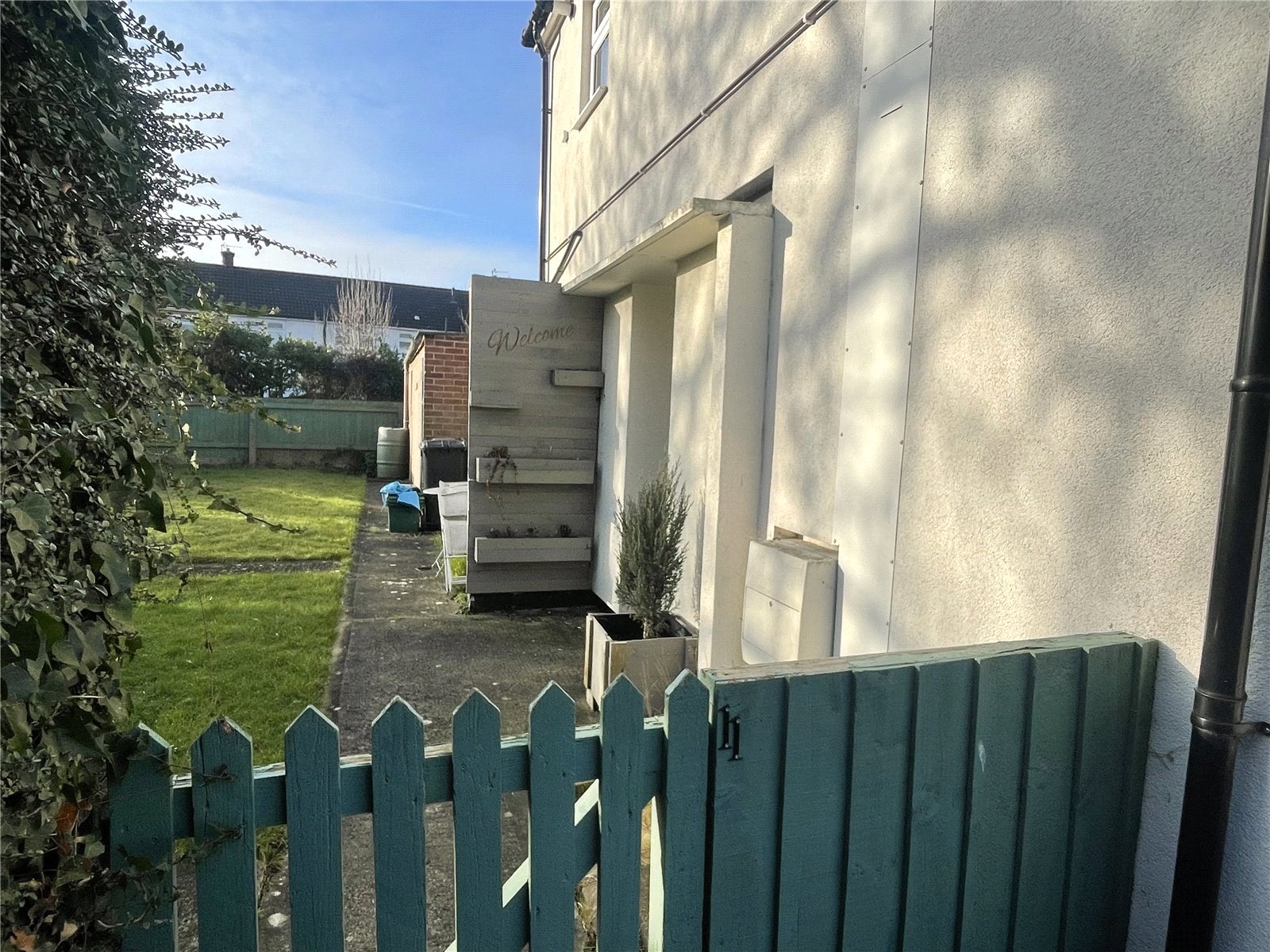 2 bedroom Flat to let in Hucclecote, Gloucester