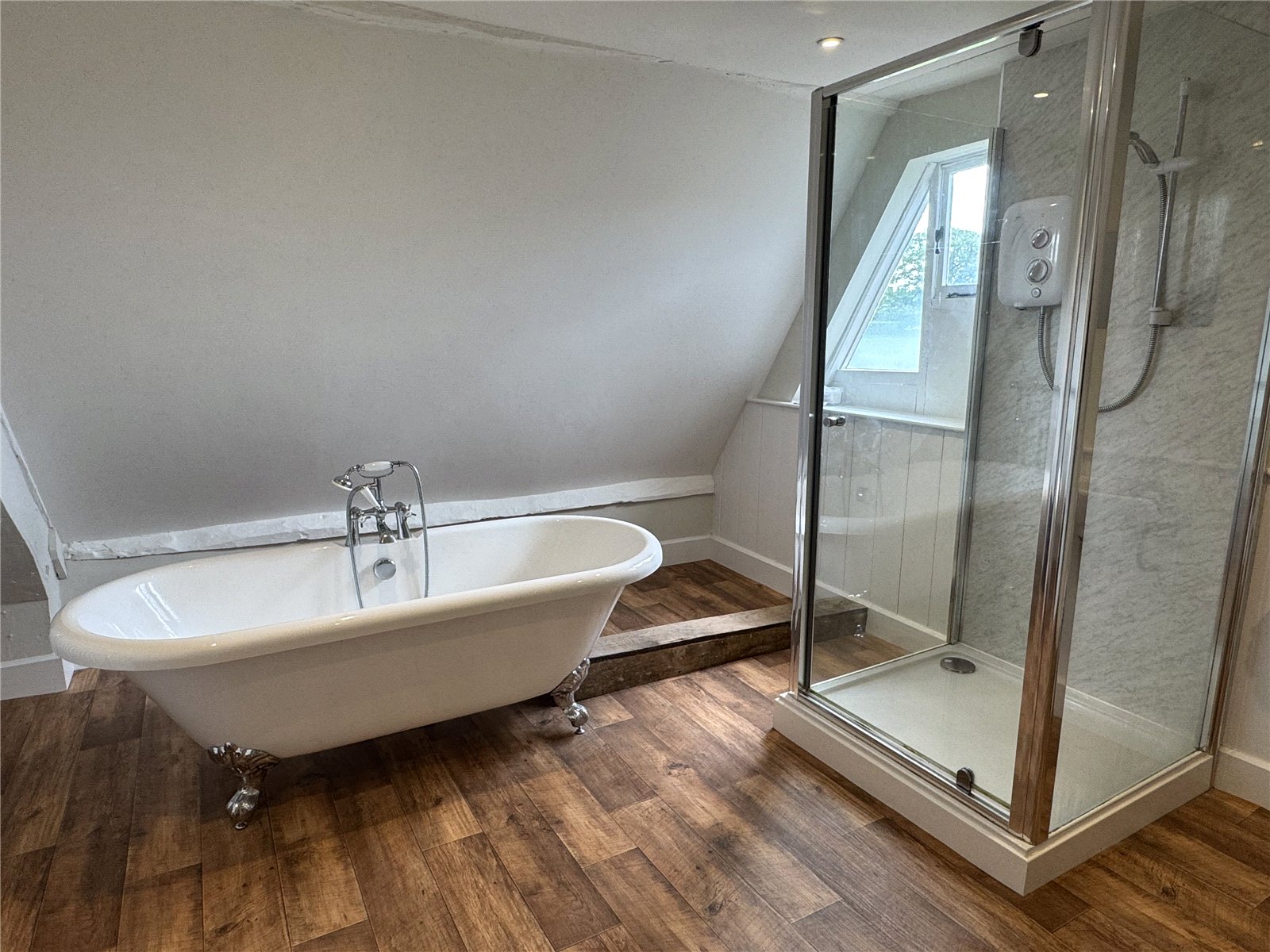 3 bedroom House to let in Hardwicke, Gloucester