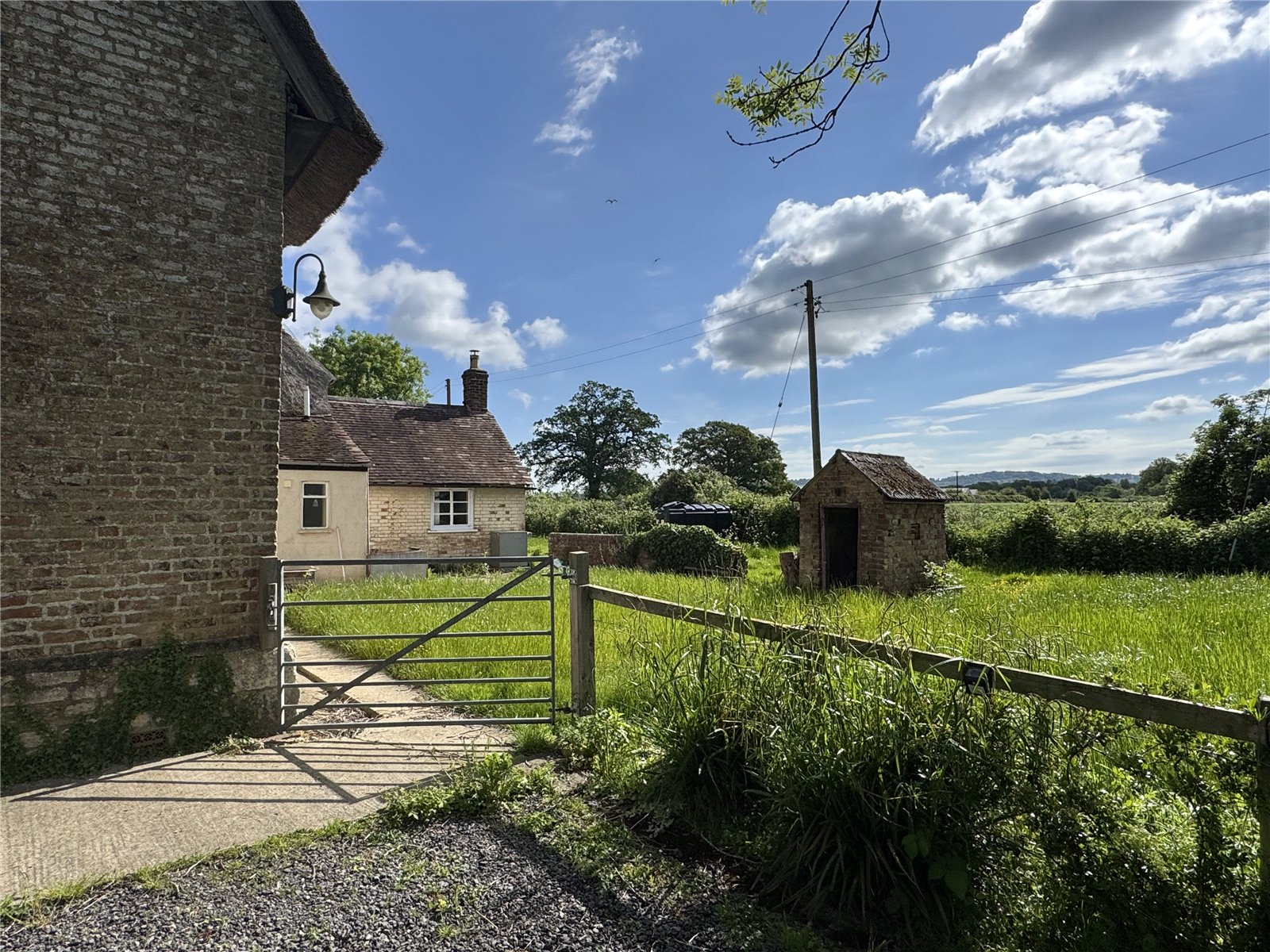 3 bedroom House to let in Hardwicke, Gloucester