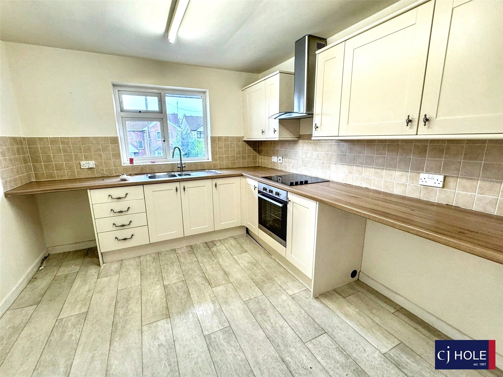 1 bedroom Flat to let in Hucclecote, Gloucester