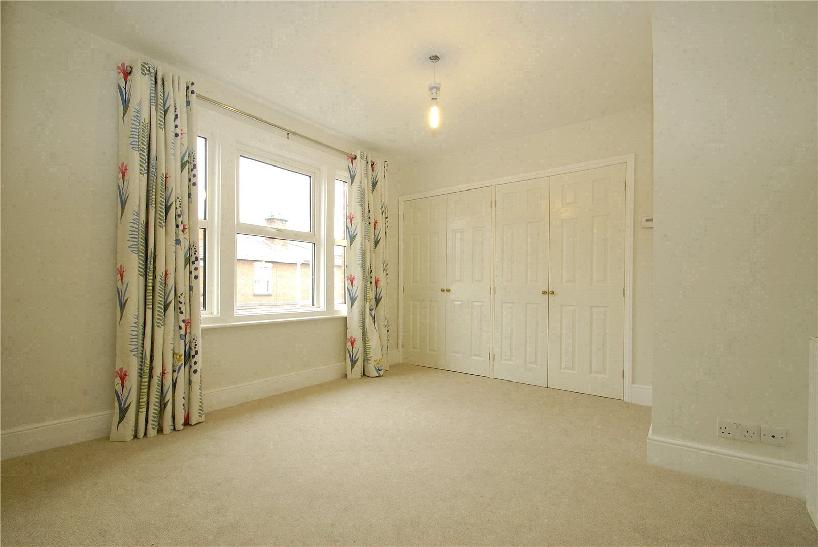 3 bedroom House to let in Gloucester