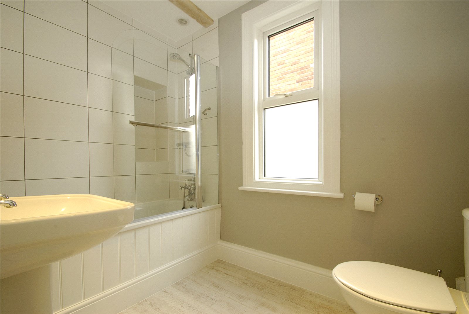 3 bedroom House to let in Gloucester