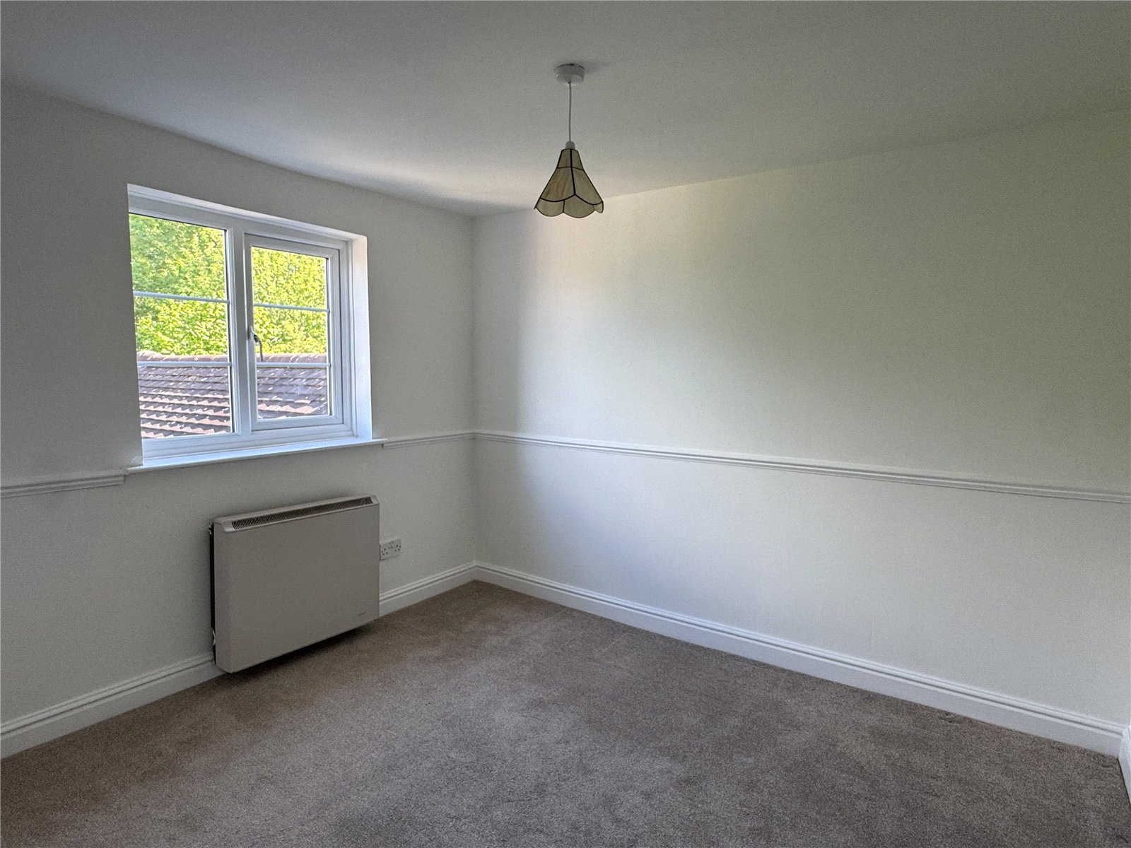 2 bedroom House to let in Longney Road, Hardwicke, Gloucester