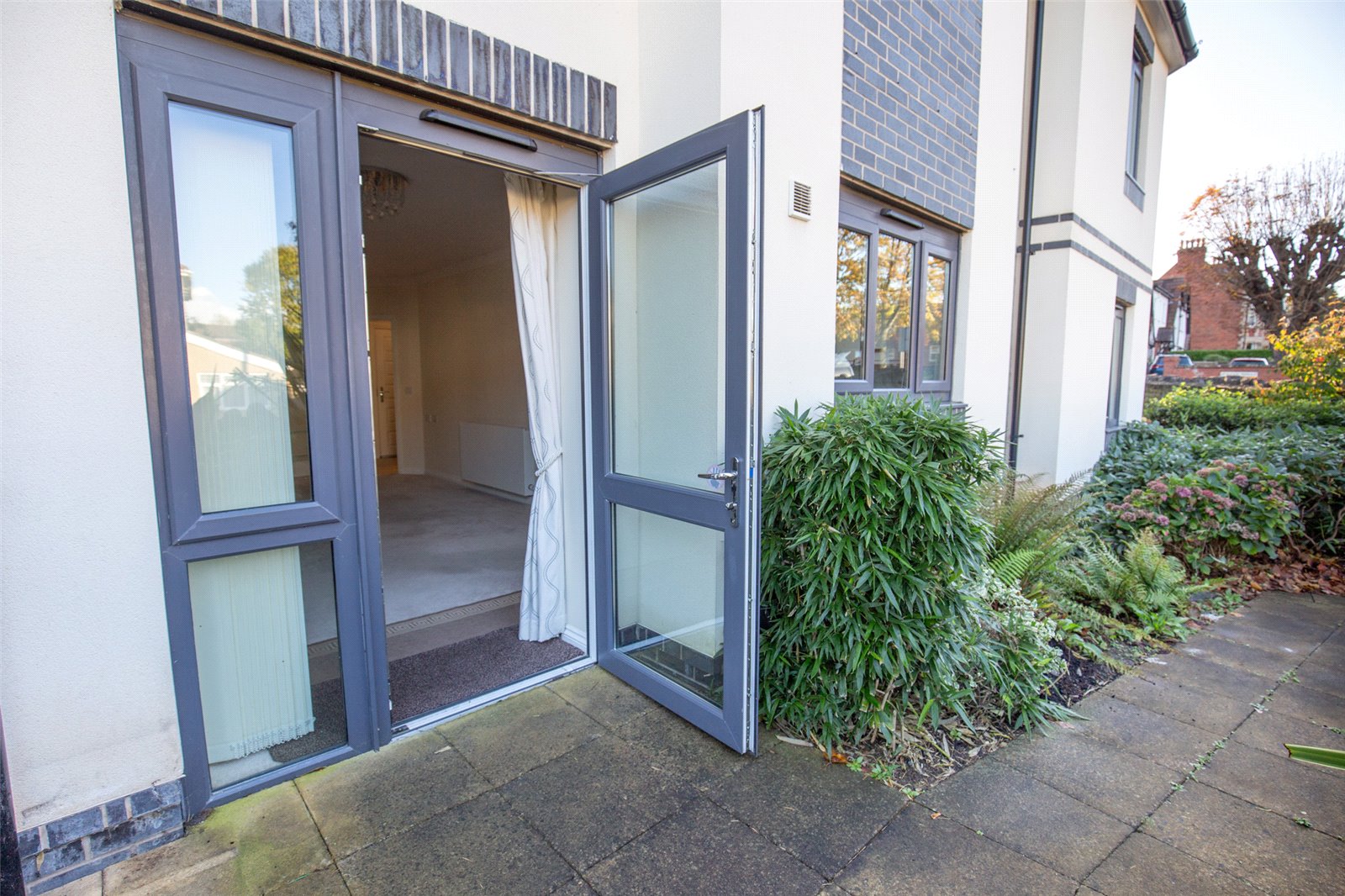 1 bedroom Flat for sale in Henleaze Terrace, Bristol