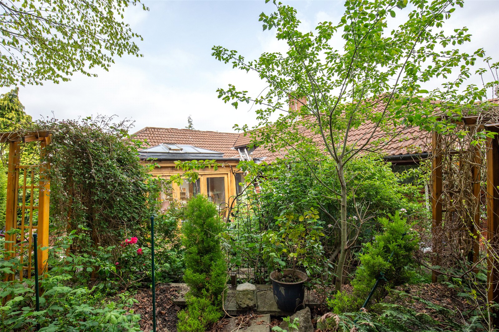 4 bedroom Bungalow for sale in Bristol