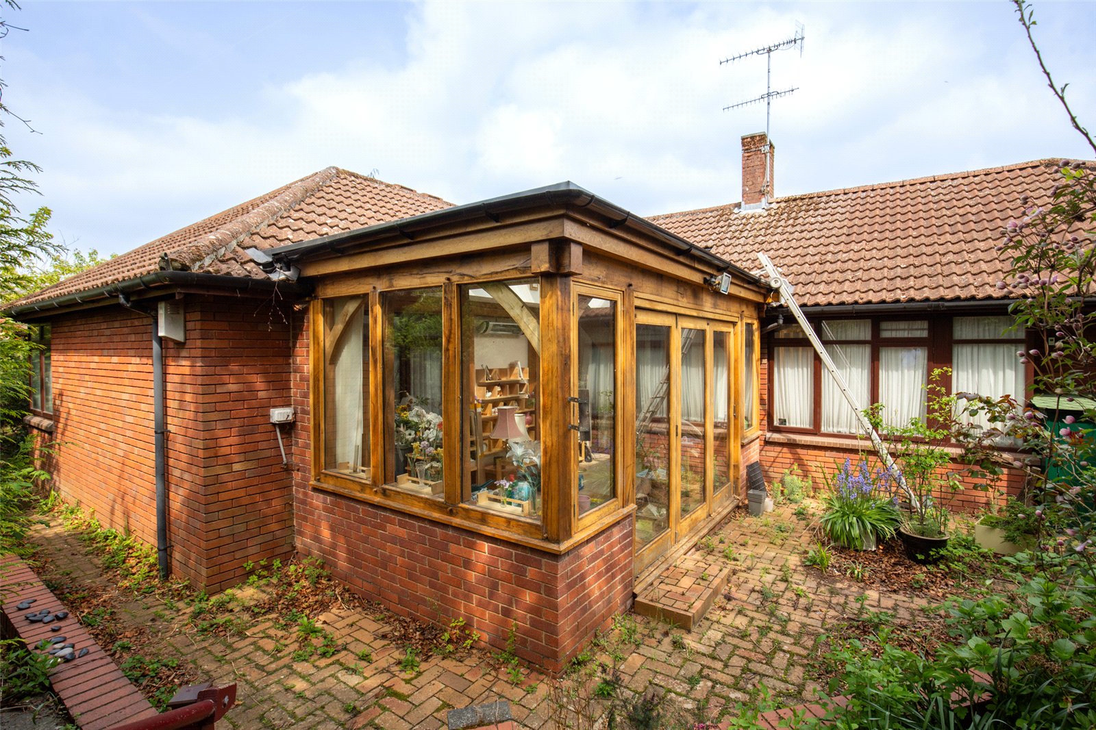 4 bedroom Bungalow for sale in Bristol