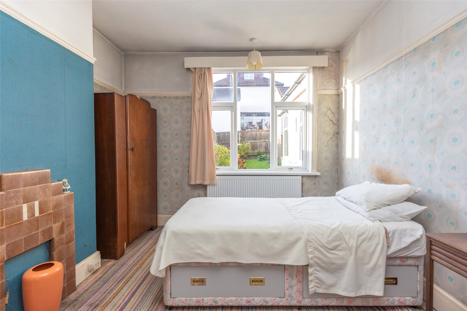 2 bedroom Bungalow for sale in Bristol