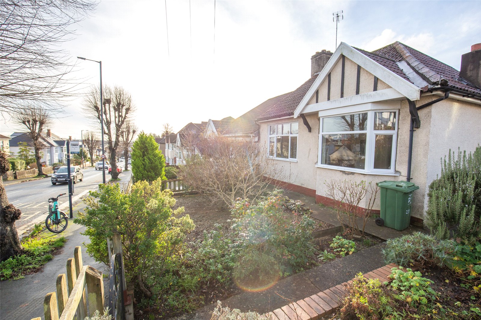 2 bedroom Bungalow for sale in Bristol