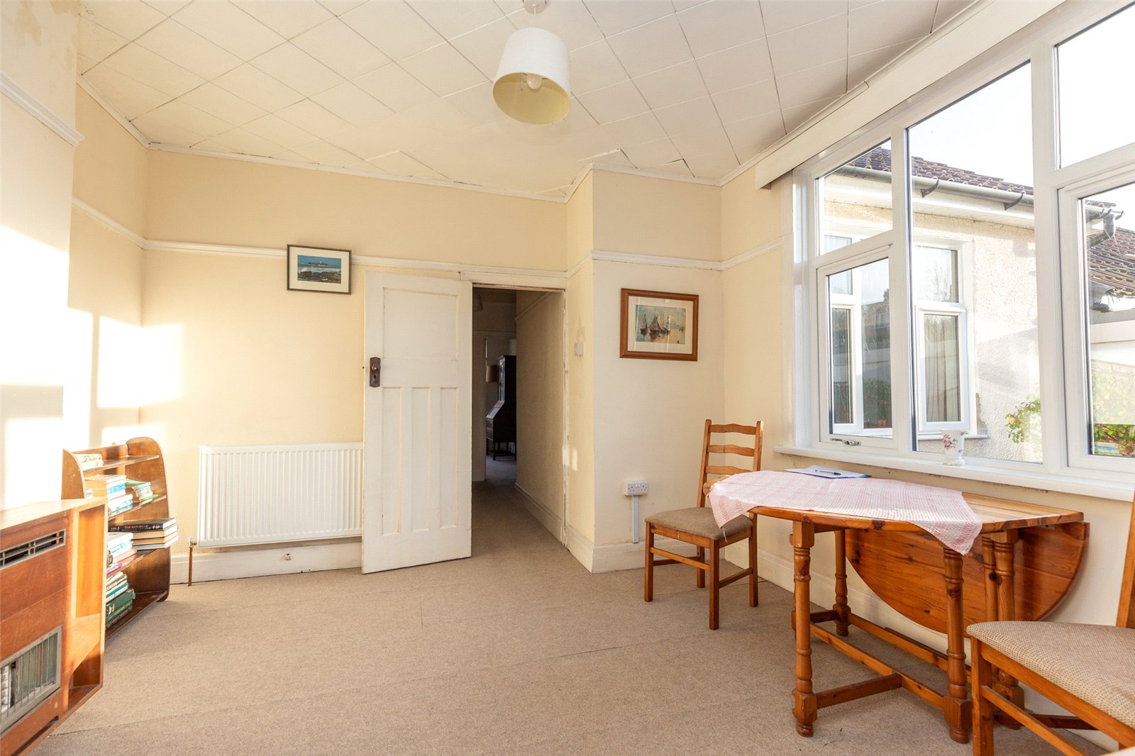 2 bedroom Bungalow for sale in Bristol