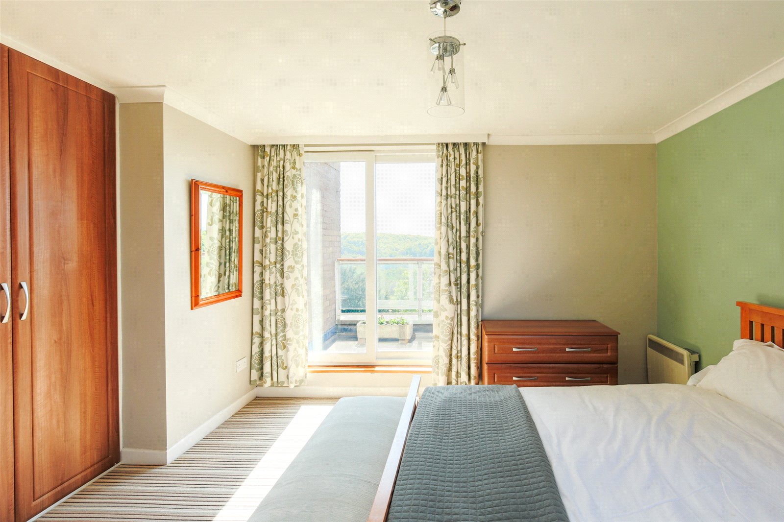 3 bedroom Flat for sale in Bristol