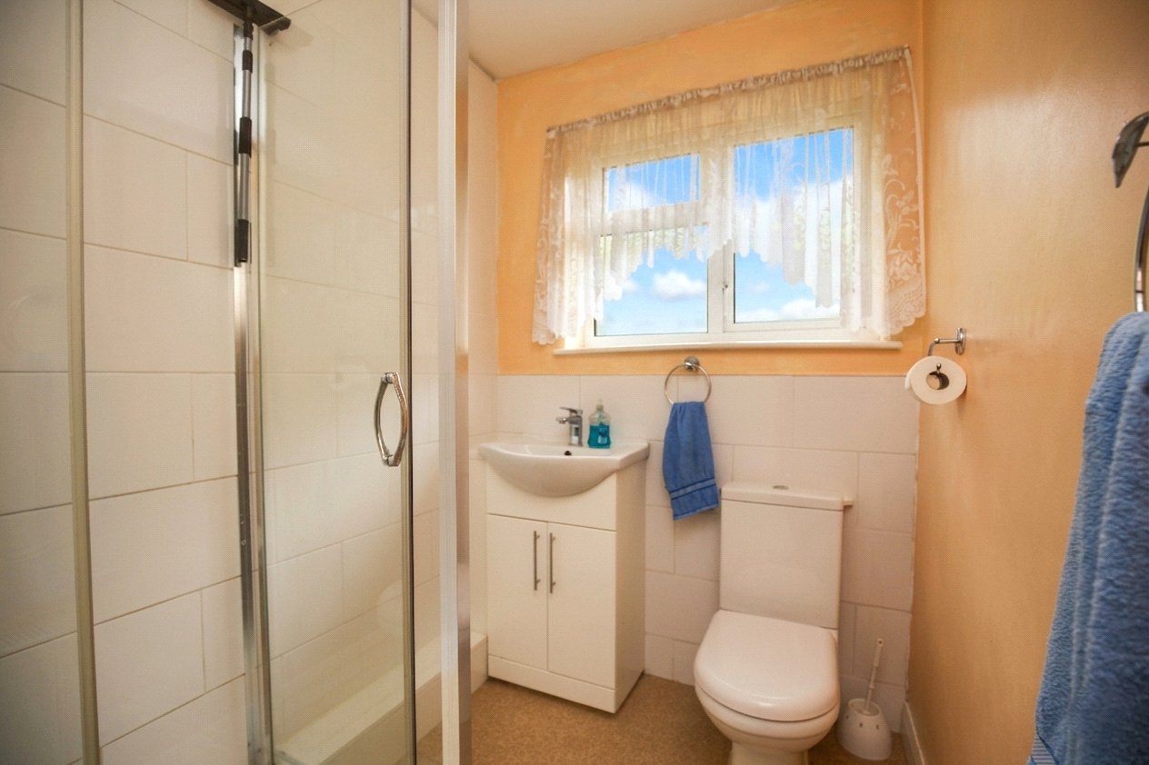 2 bedroom Bungalow for sale in Bristol