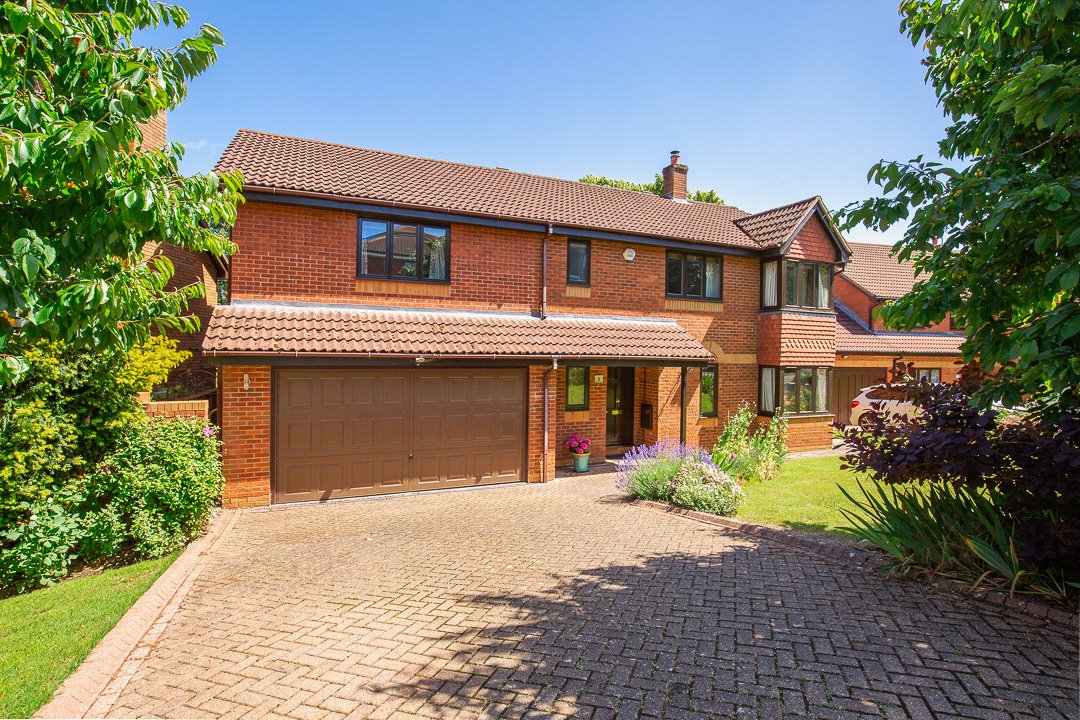 6 bedroom House for sale in Bristol