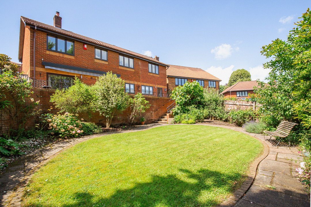 6 bedroom House for sale in Bristol