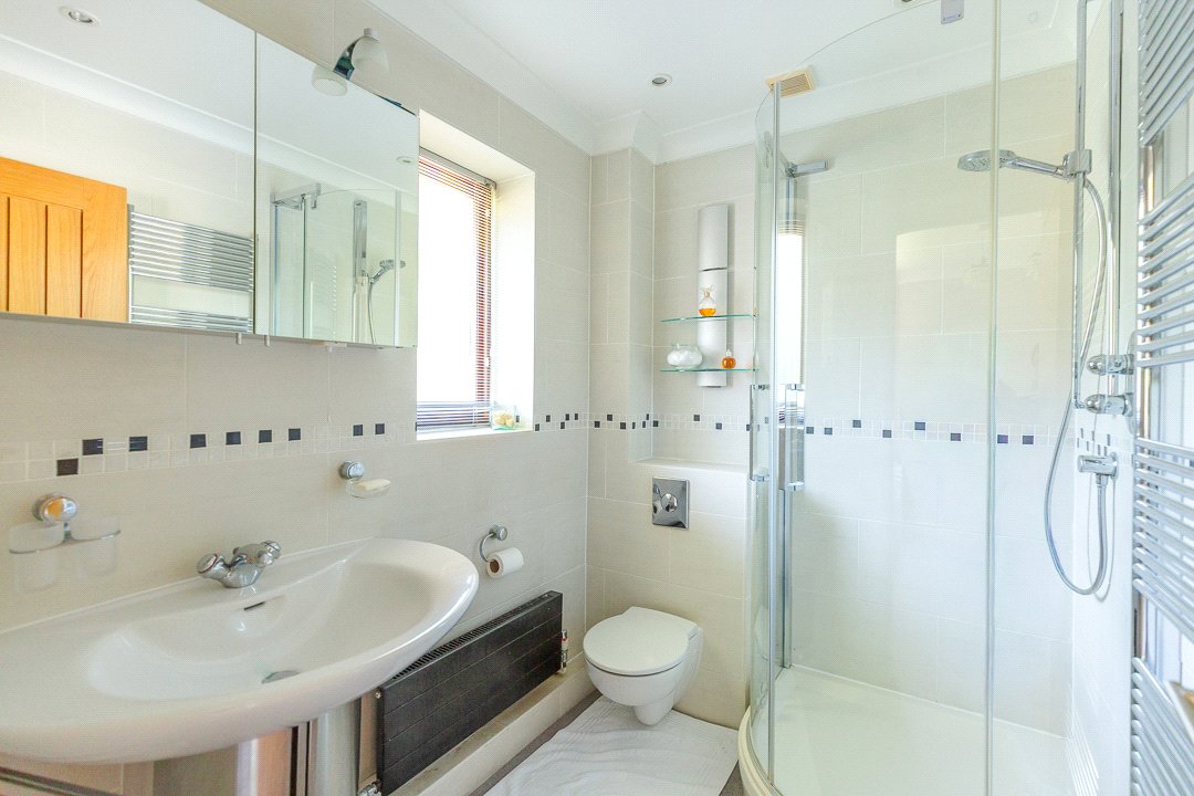 6 bedroom House for sale in Bristol