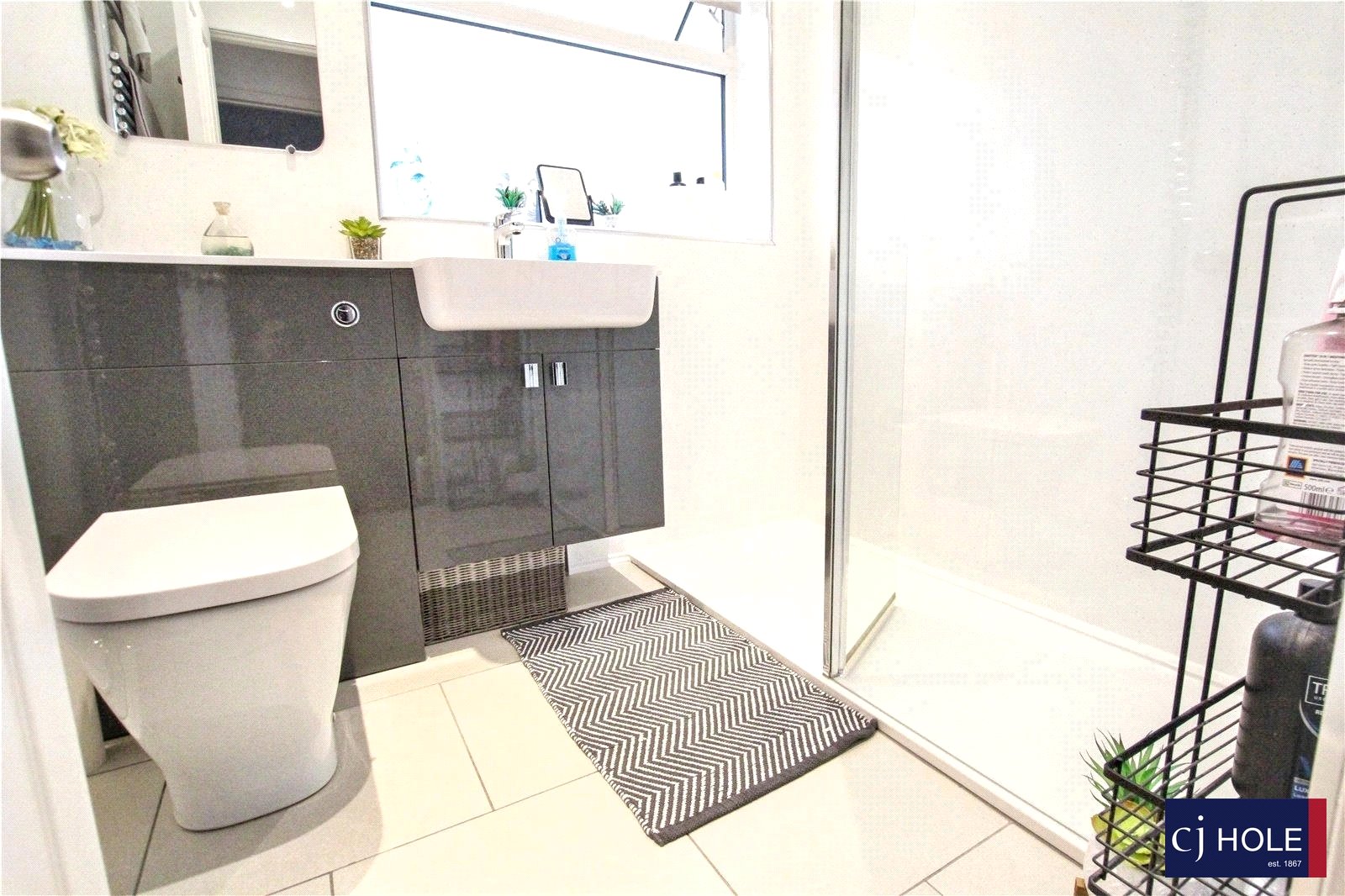 3 bedroom House for sale in Hucclecote, Gloucester