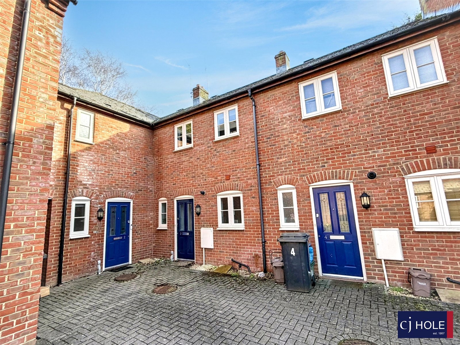 2 bedroom House for sale in Gloucester