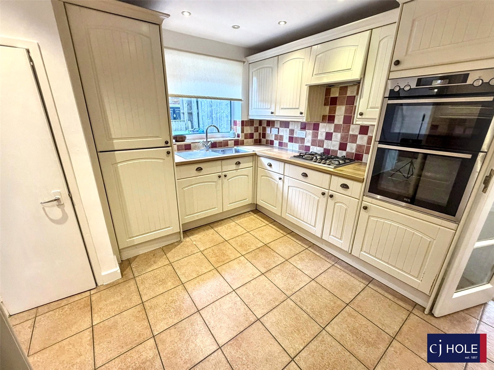 3 bedroom House for sale in Hucclecote, Gloucester