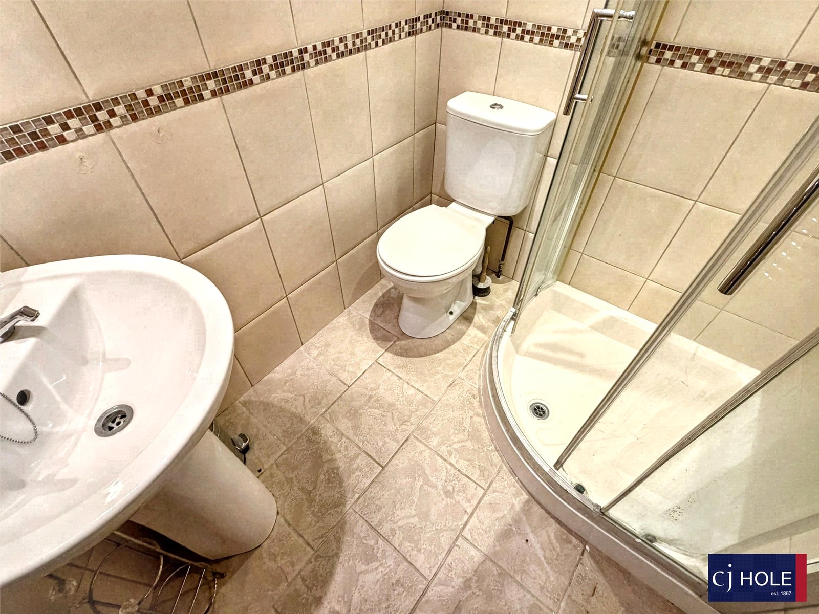 3 bedroom House for sale in Hucclecote, Gloucester