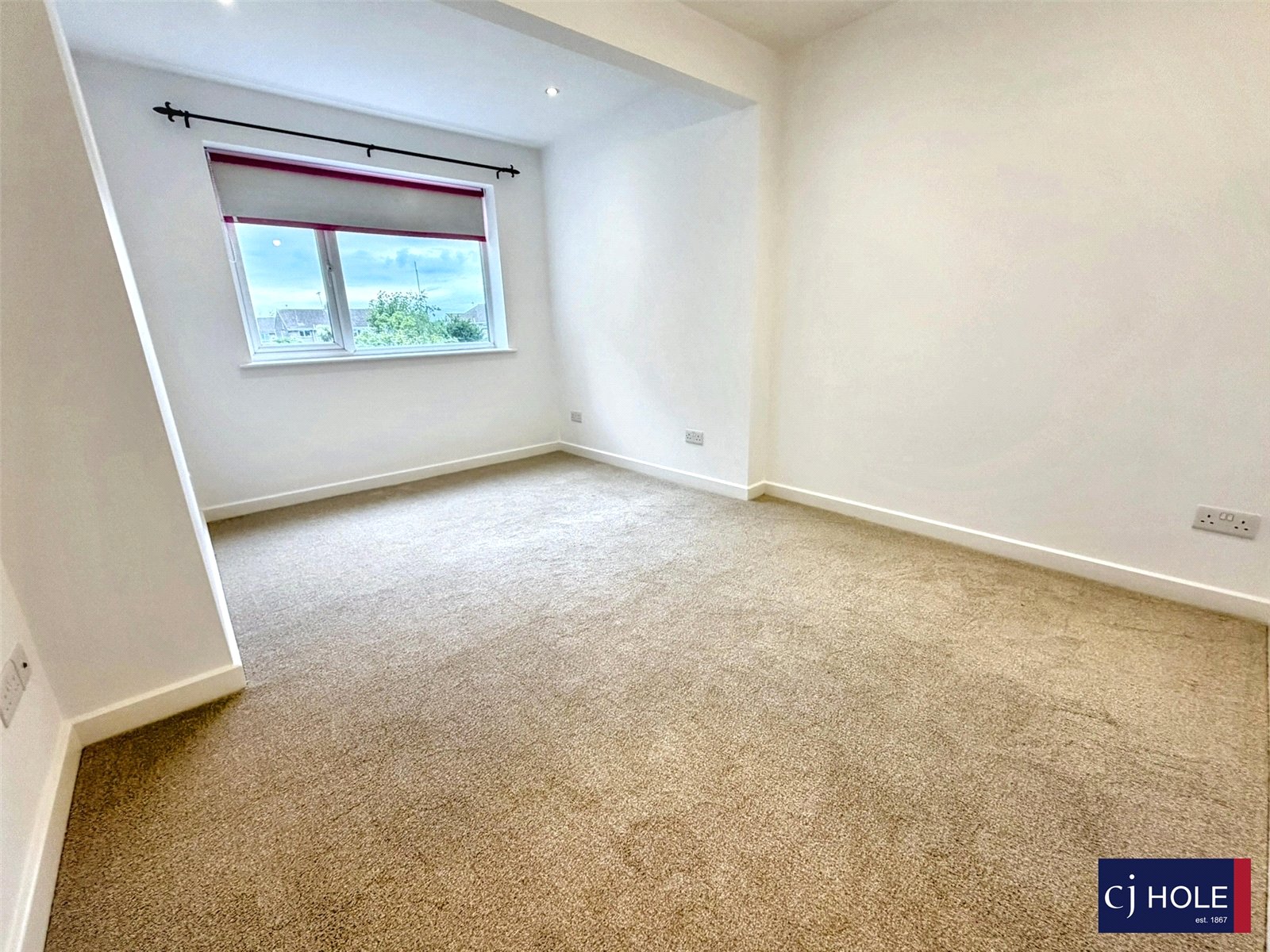 3 bedroom House for sale in Hucclecote, Gloucester