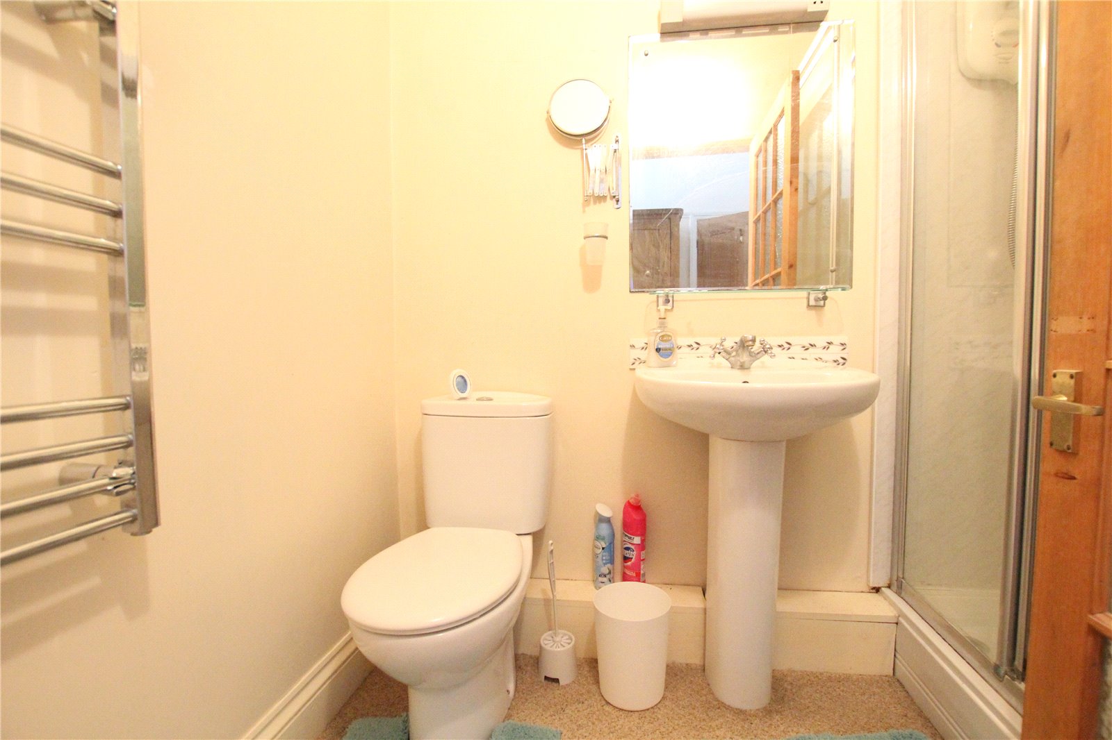 6 bedroom House for sale in Barnwood, Gloucester