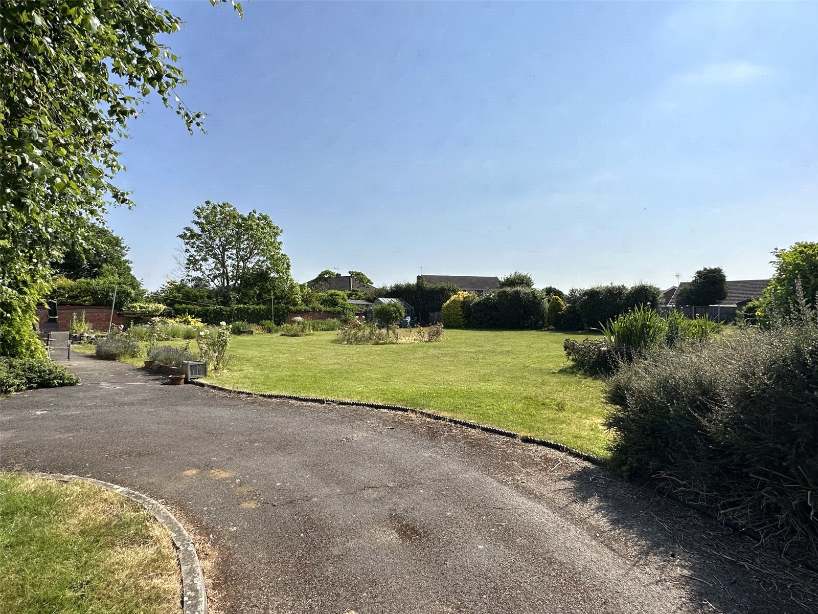6 bedroom House for sale in Barnwood, Gloucester